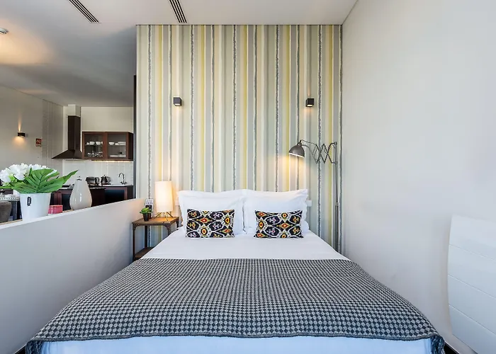 Youropo - Torre Daire Porto